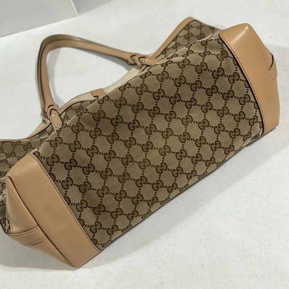 Gucci Beige GG Monogram Large Tote Bag Authentic - Picture 11 of 16